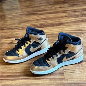 Nike Black and Gold High-Top Sneakers